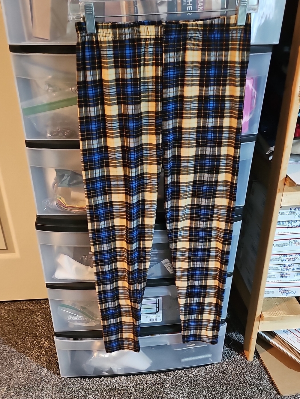 Plaid Leggings in Blue and Cream Xxl